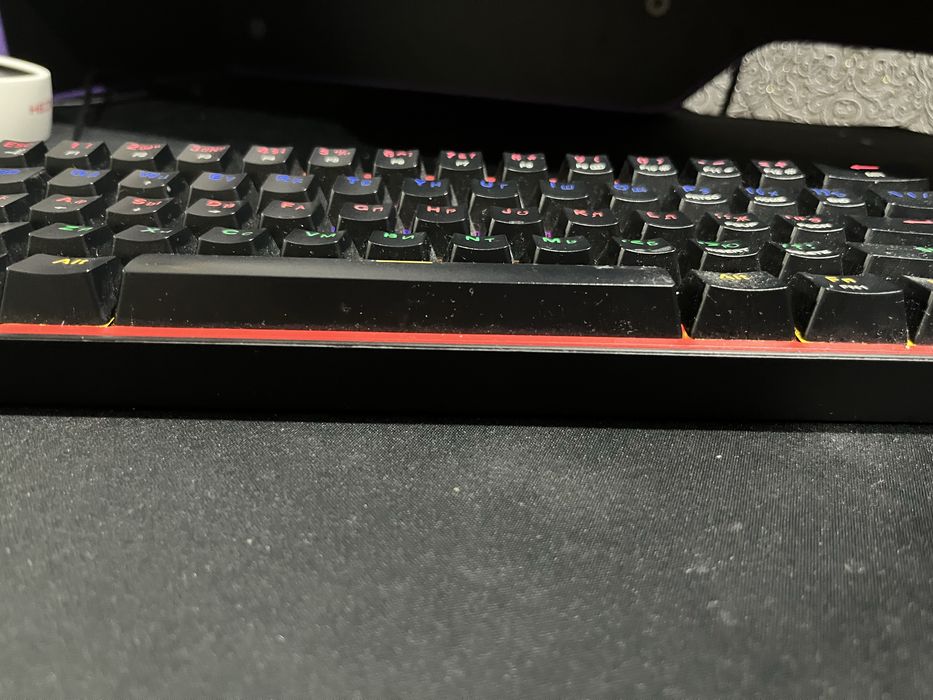 Продам игровую клавиатуру Redragon Fizz 70671