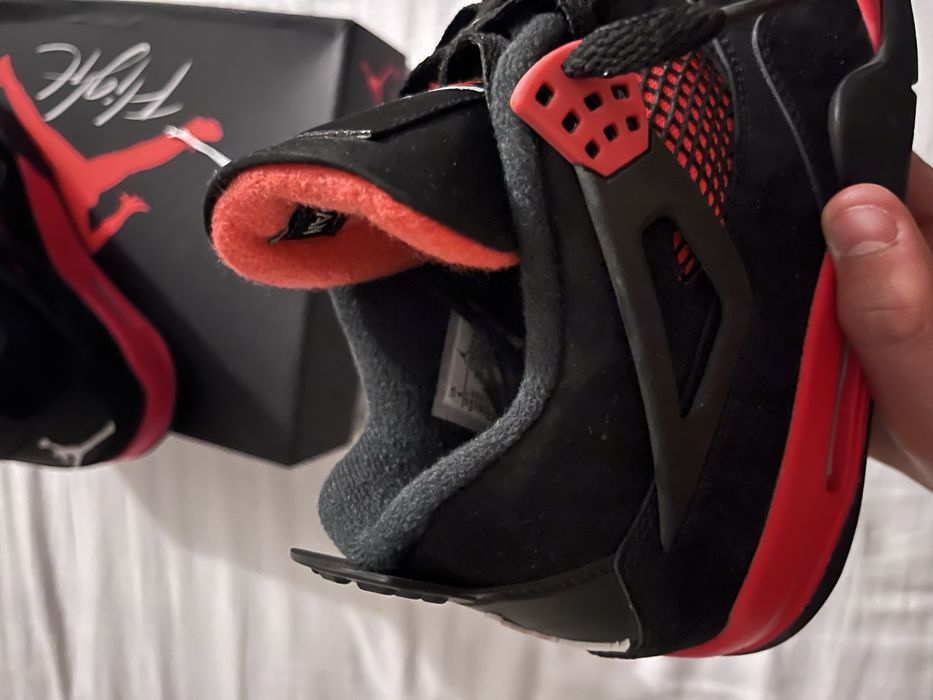 Jordan 4 red thunder us8 eu41