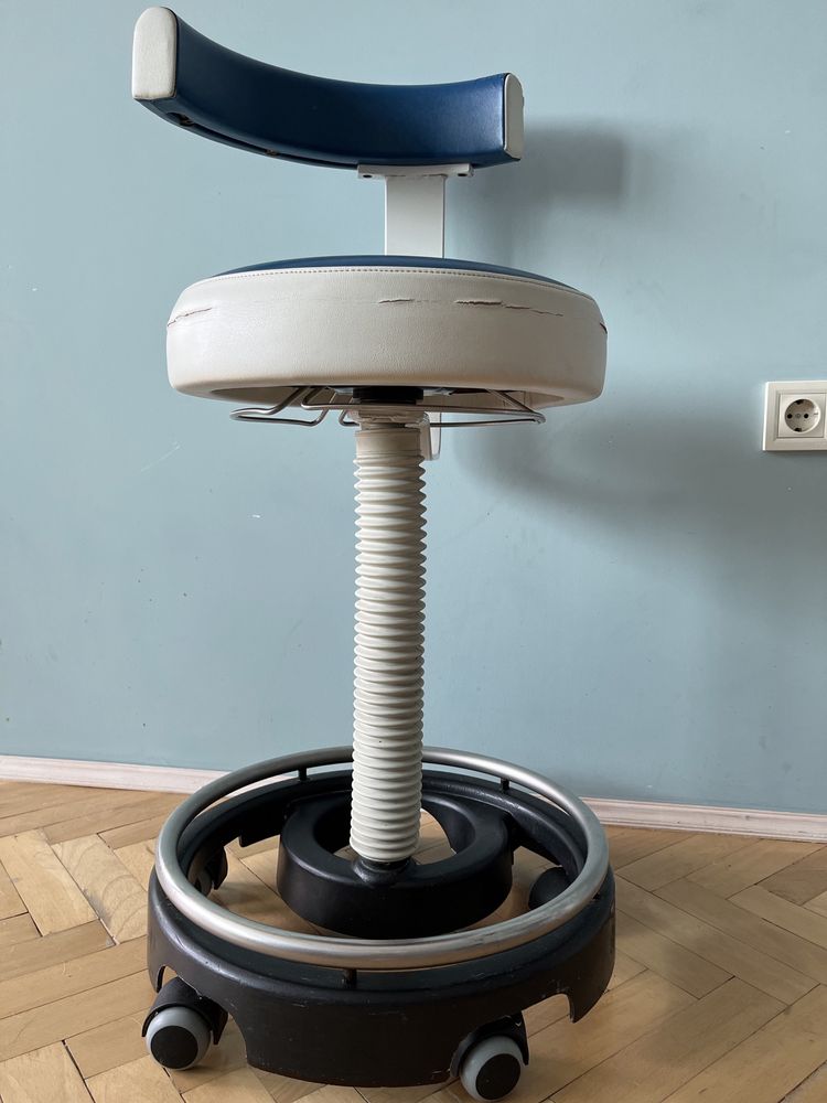 Индустриален стол /Sirona/ 60-те