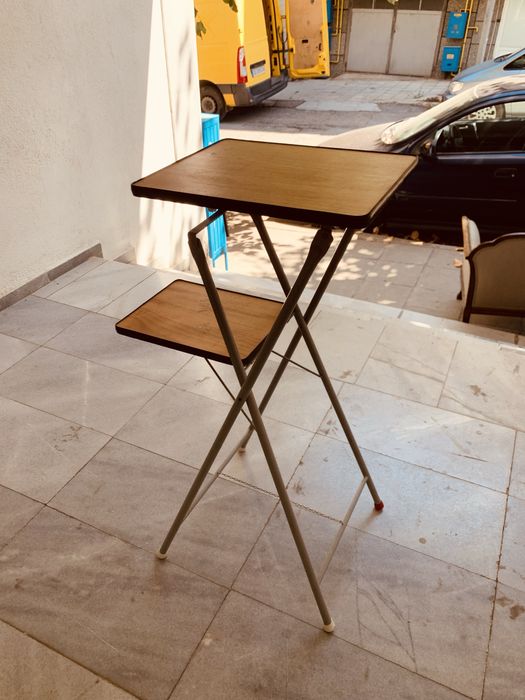 Ретро сгъваем стълбичка-масичка