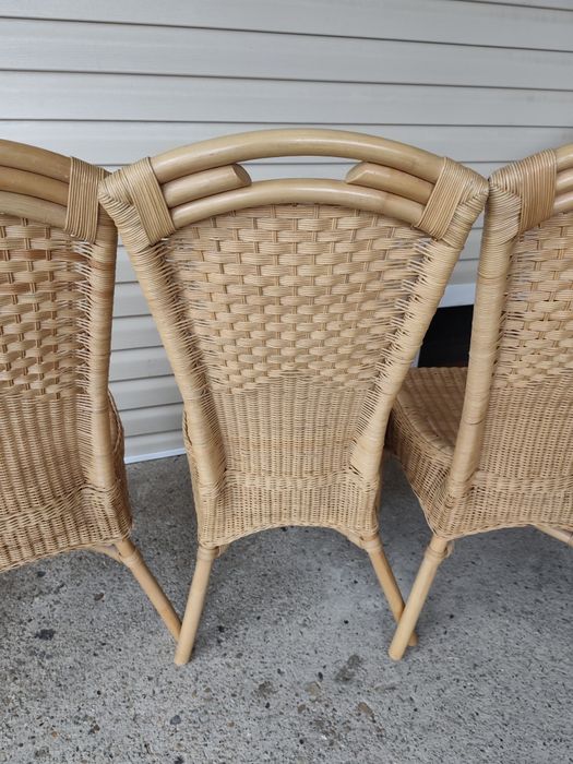 4 броя трапезни столове от естествен ратан