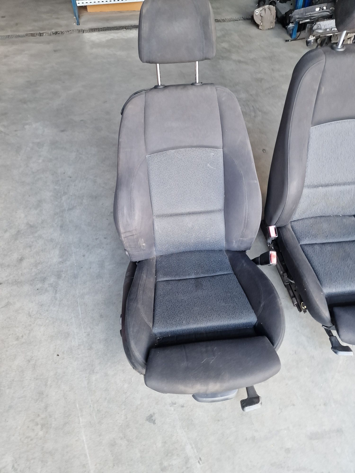 Scaune fata recaro sport fara încălzire material textil stofa bmw e92