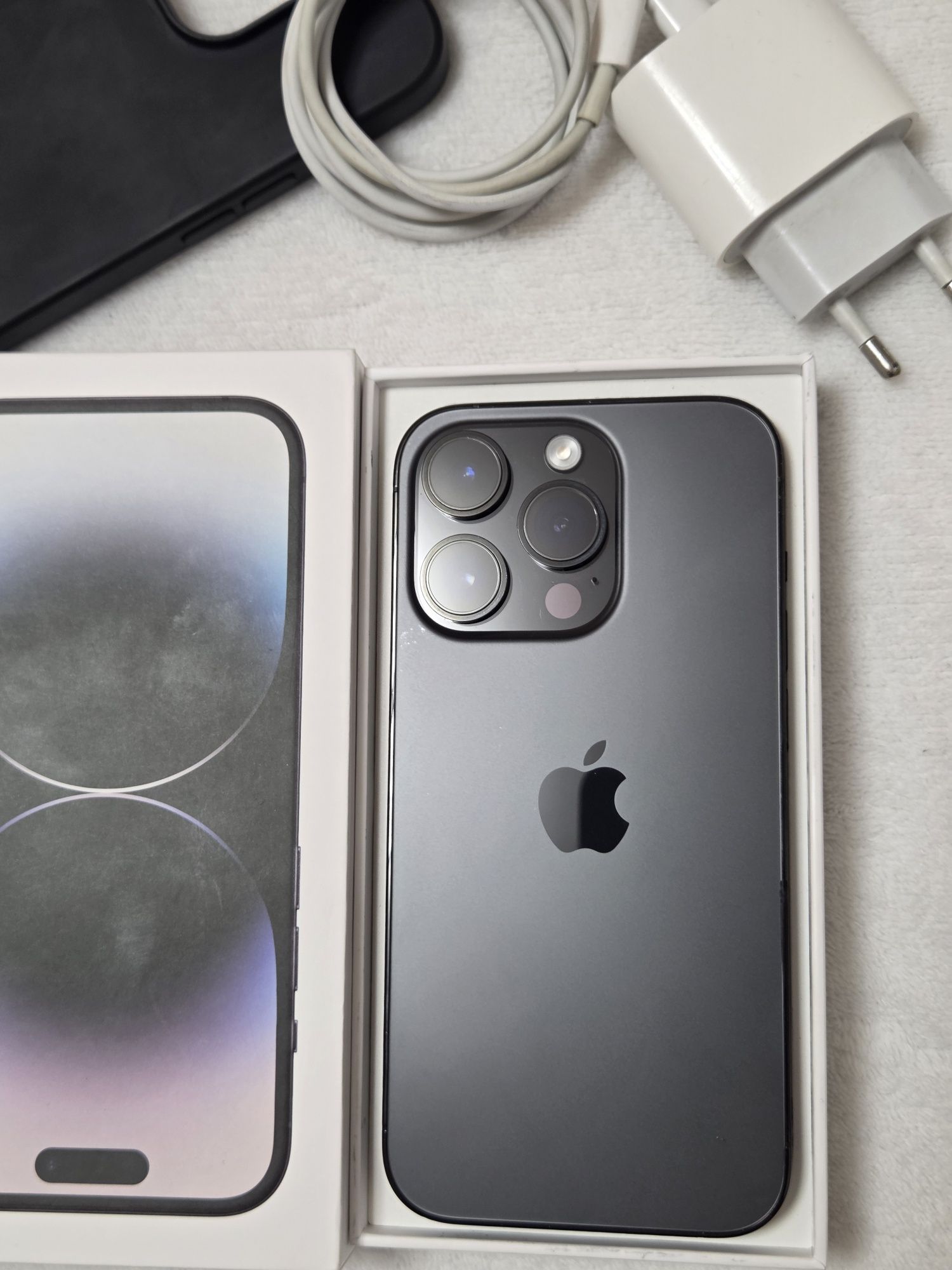 Iphone 14 pro  Black 128GB baterie 87% ,Full box