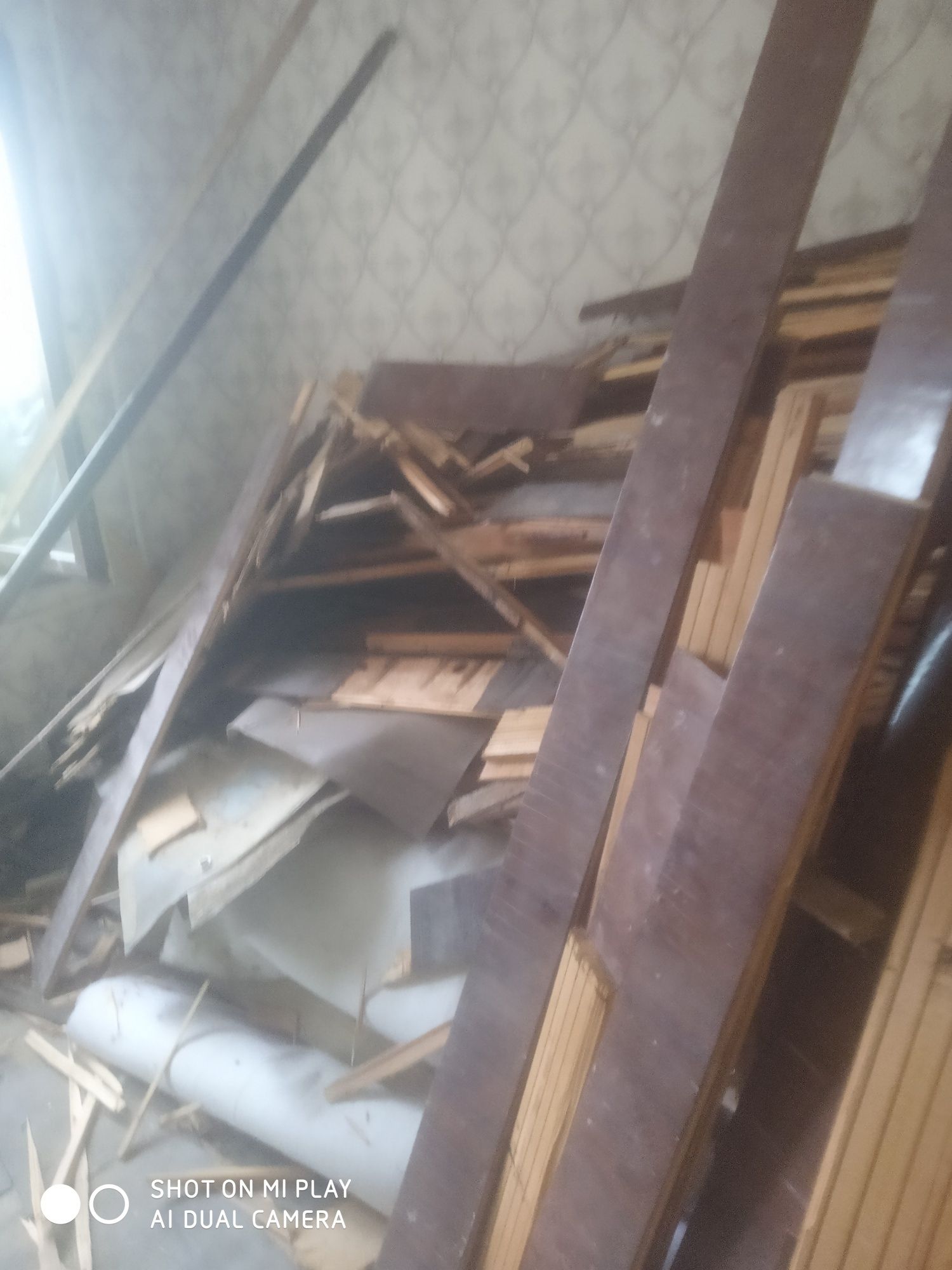 Брус 4/7 , щитавой паркет, двери Б/у.