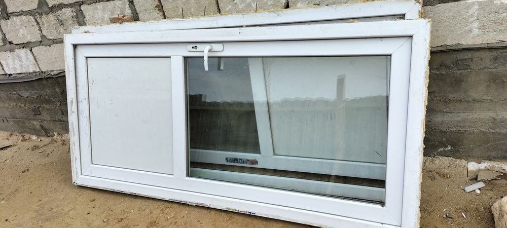 Пластиковые двери