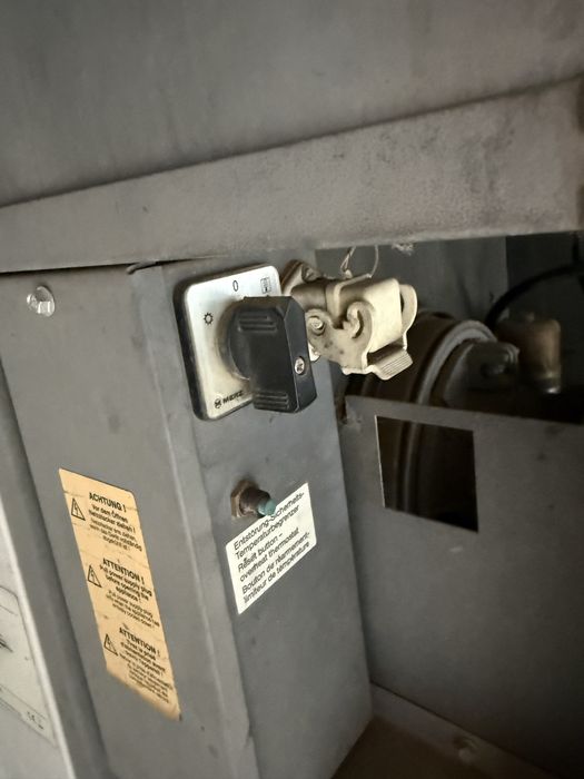 Generator aer cald M200 pentru hale..service uri,baloane fotbal..etc