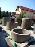 Tuburi și capace din beton armat pentru fose, fântâni și podețe.