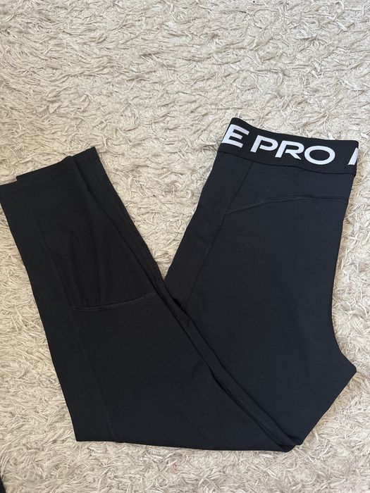 Черен клин Nike pro