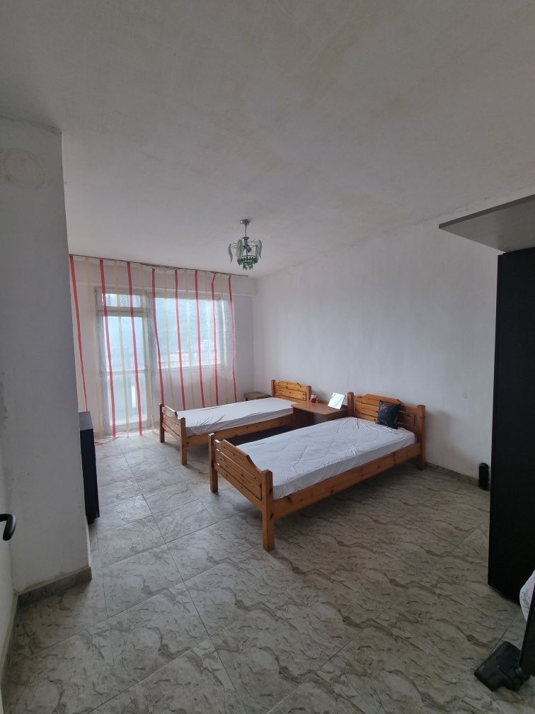 Дава се под наем Тристаен апартамент в Дупница - 90 кв.м за 357 € - Снимка #3