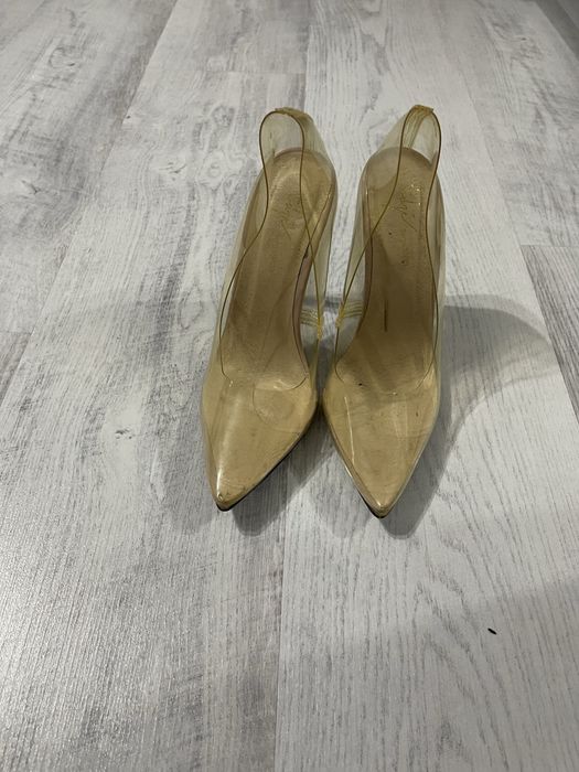 Pantofi stileto marimea 37