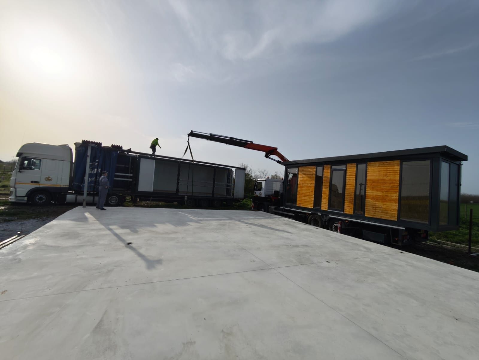 Vând containere modulare birou cafenea vitrina grup sanitar