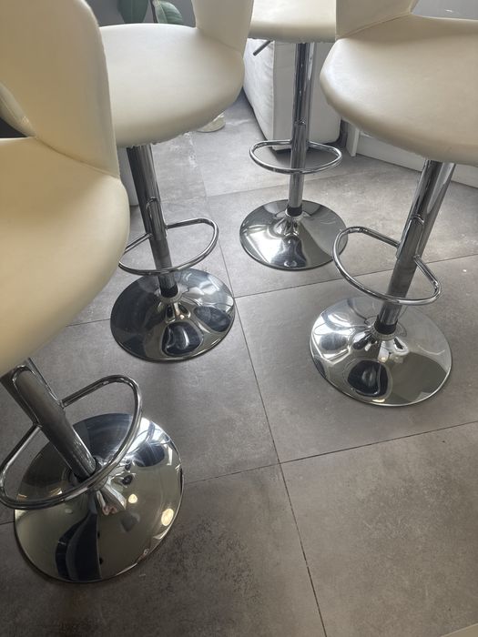 Кожени Бар столове