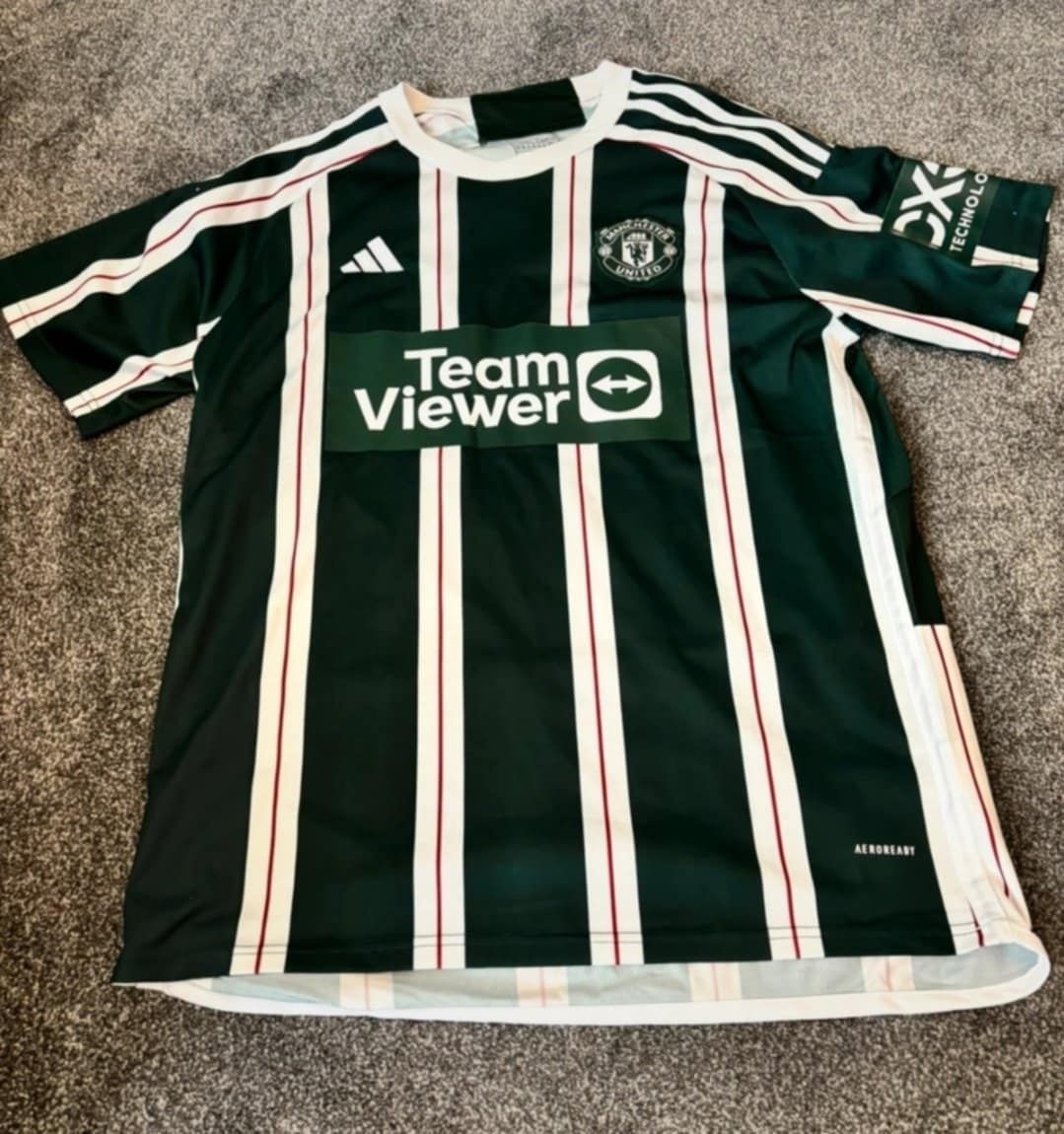 Тениски на Manchester United