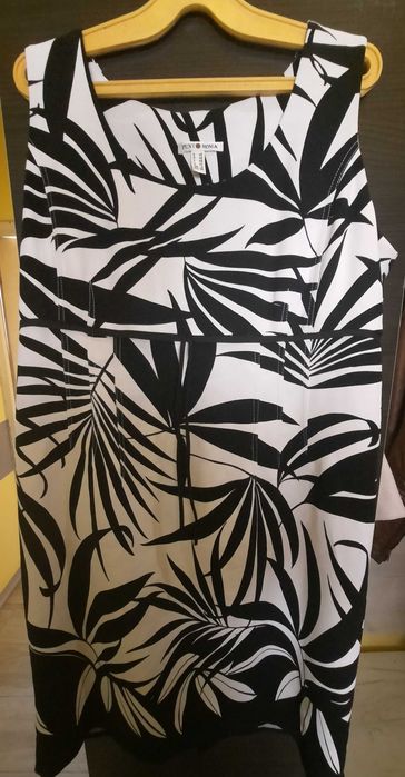 Дамска рокля без ръкави