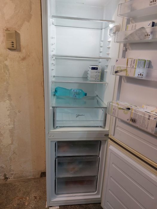 Combina frigorifica whirlpool