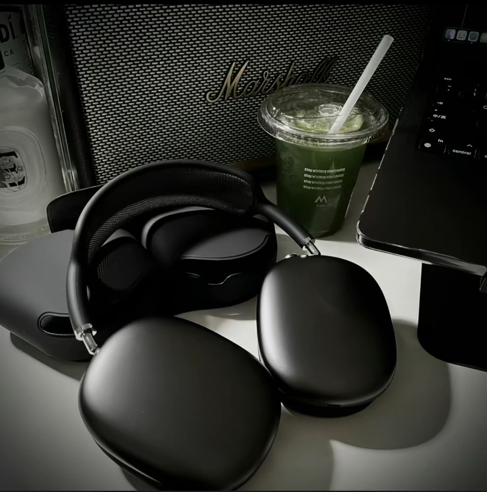 Продам AirPods Max