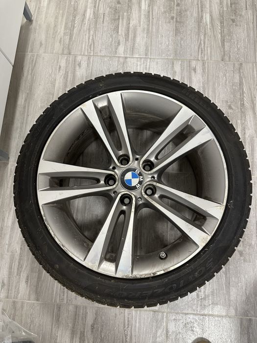 Jante BMW cu anvelope de iarna Pirelli r18