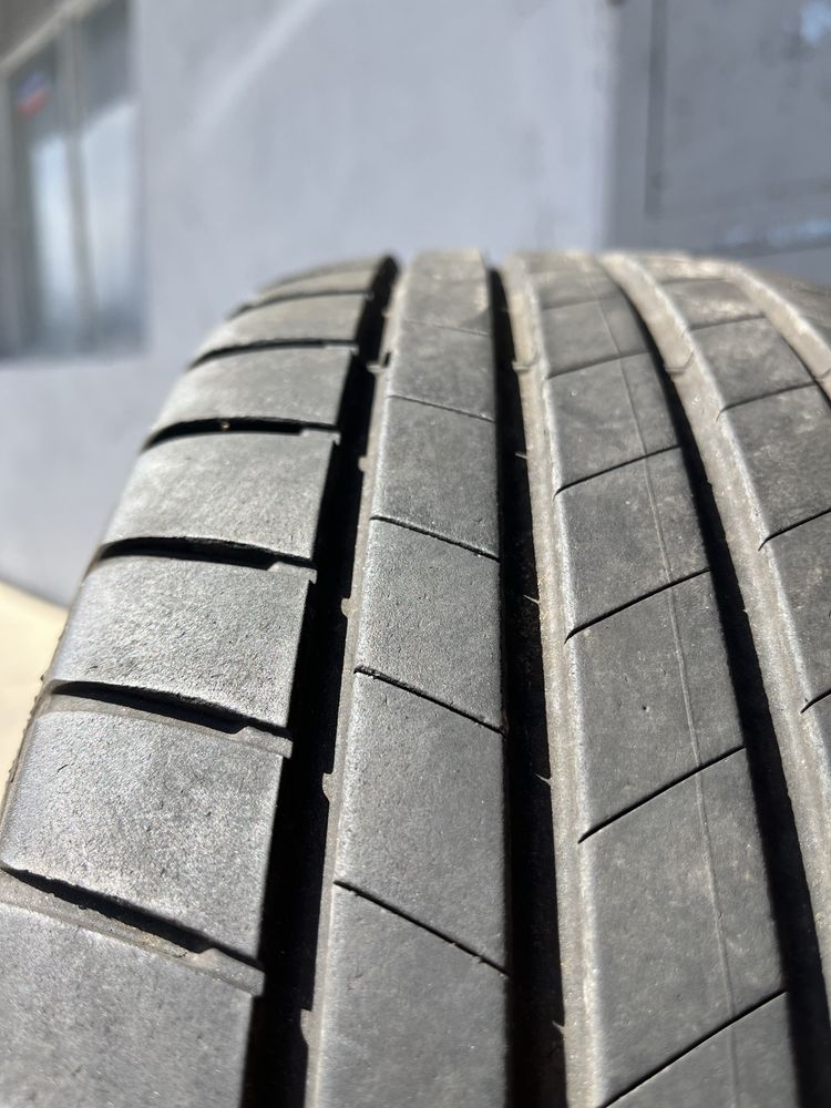 2 бр. летни гуми 195/65/15 Bridgestone 5 mm DOT 0919