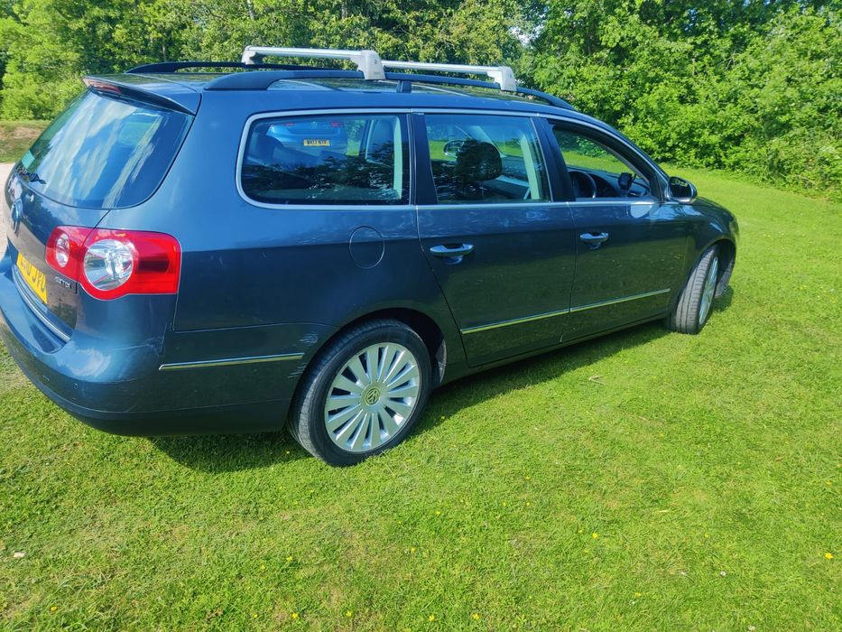 Dezmembrez vw passat B6 bluemotion