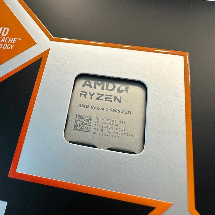 SIGILAT Procesor AMD Ryzen 9800x3D - 3 ANI GARANTIE