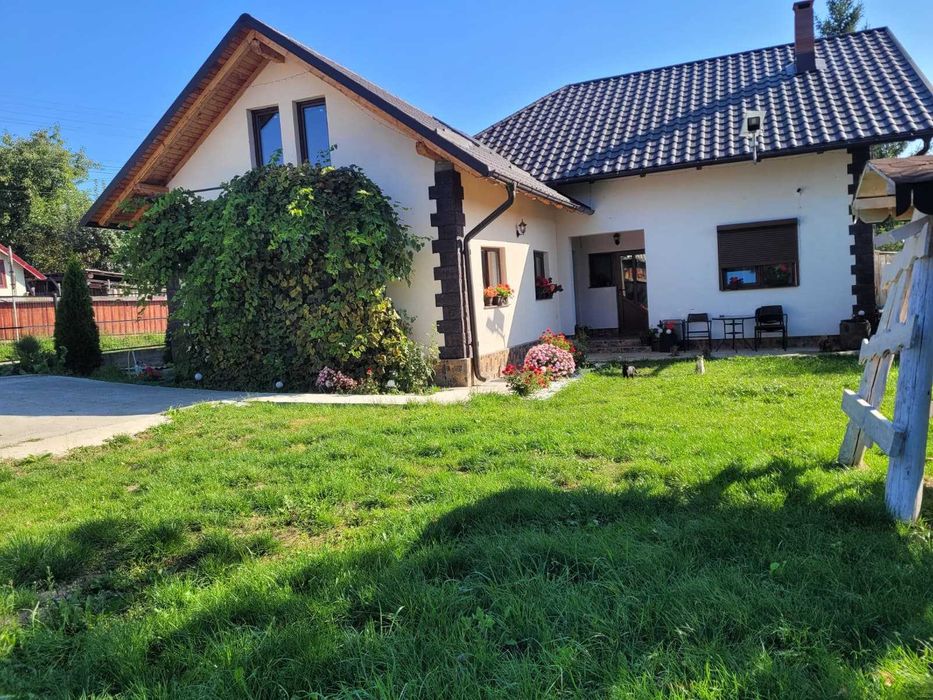 Cazare “La Maria” liniște, natură și aer curat în Pârteștii de Jos. SV