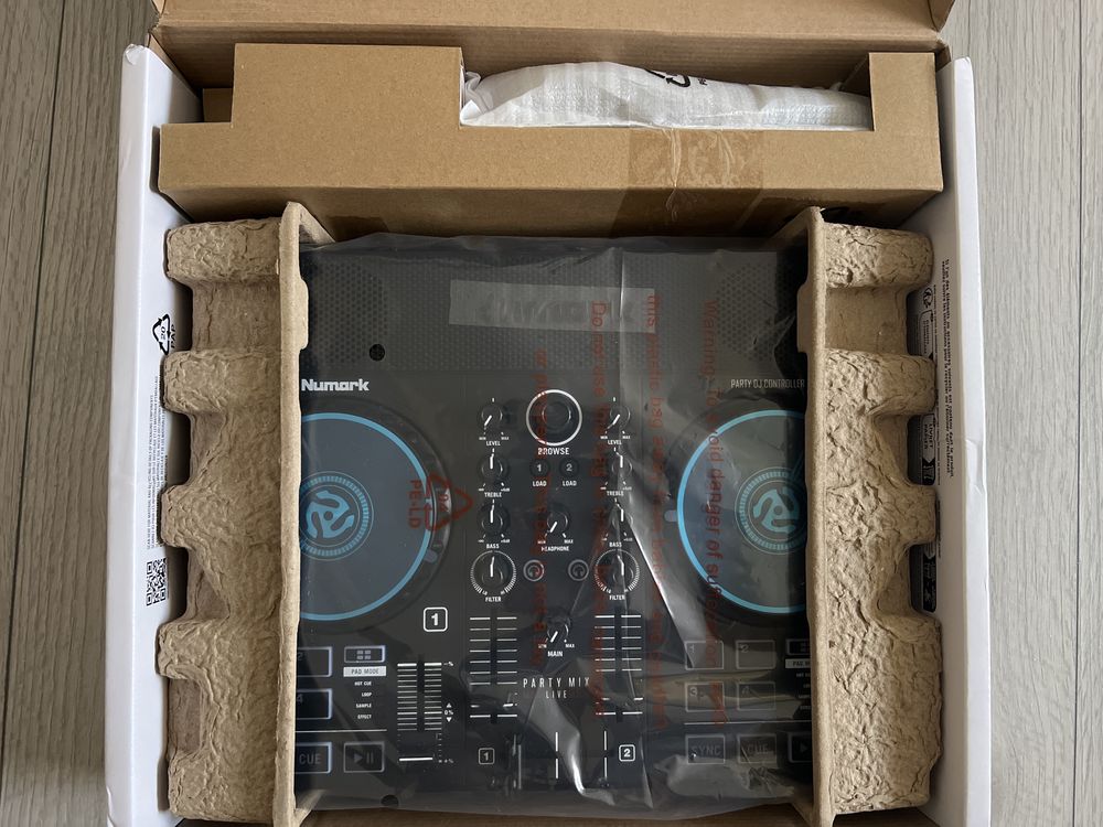 Numark dj controller sigilat,nou.