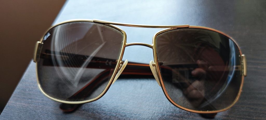 Очила: ray ban ; arena