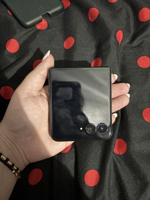 Vand telefon motorola razr 60 ultra