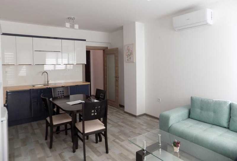 Дава се под наем Двустаен апартамент в София, Триъгълника - 55 кв.м за 365 € - Снимка #2