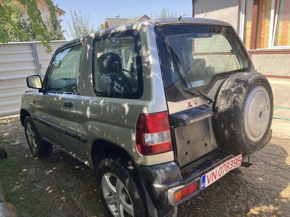 Usa dreapta  Mitsubishi Pajero Pinin shogun 1.8Gdi 2001