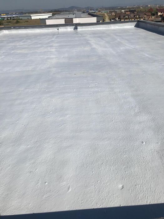 Izolatie spuma poliuretanica Mansarde,Hale,Terase