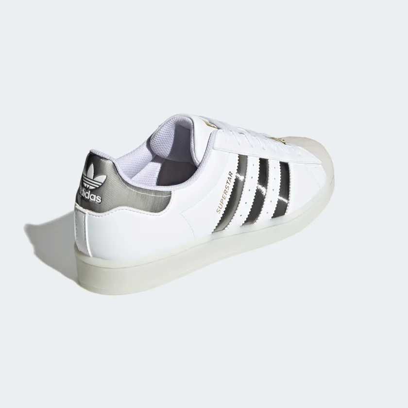 Оригинални кожени кецове * ADIDAS SUPERSTAR * EU45 1/3