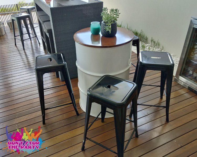 Продам барные стулья