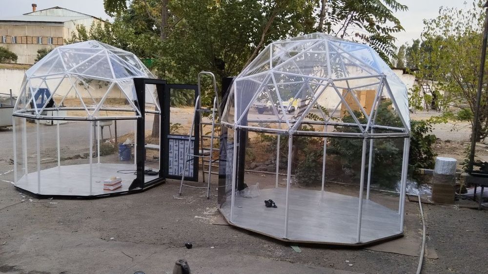 Kapsula. Besedka. Gombaz.