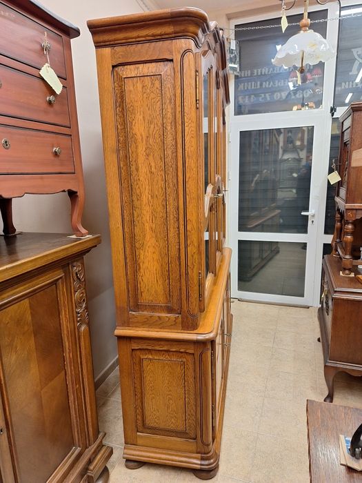 Винтидж трапезен бюфет дъб масив