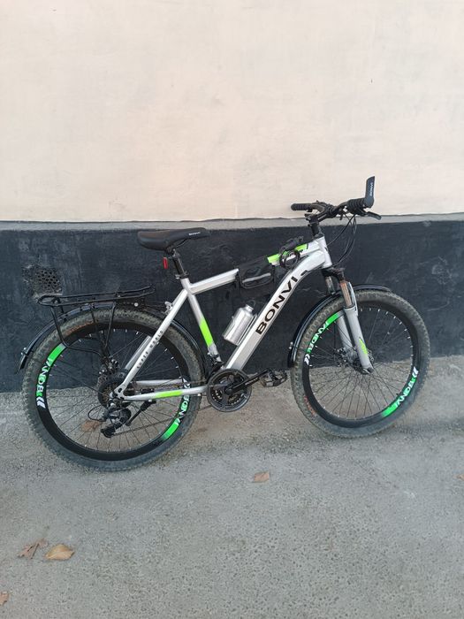 BONVI velosiped yangi   uygacha yurgan faqat.
