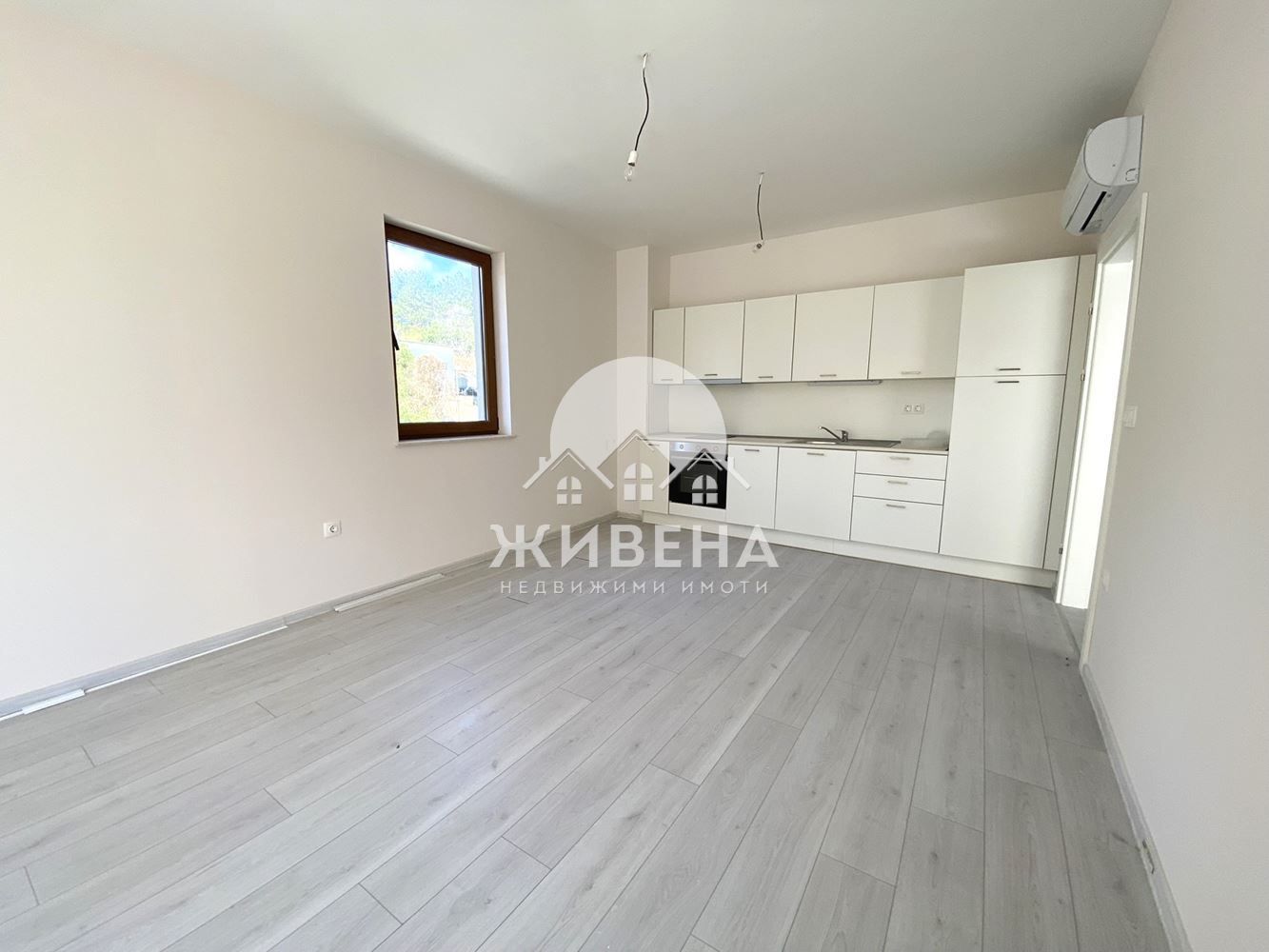Продава 3-стаен апартамент, До ключ, м-т Кабакум, площ 115 кв.м