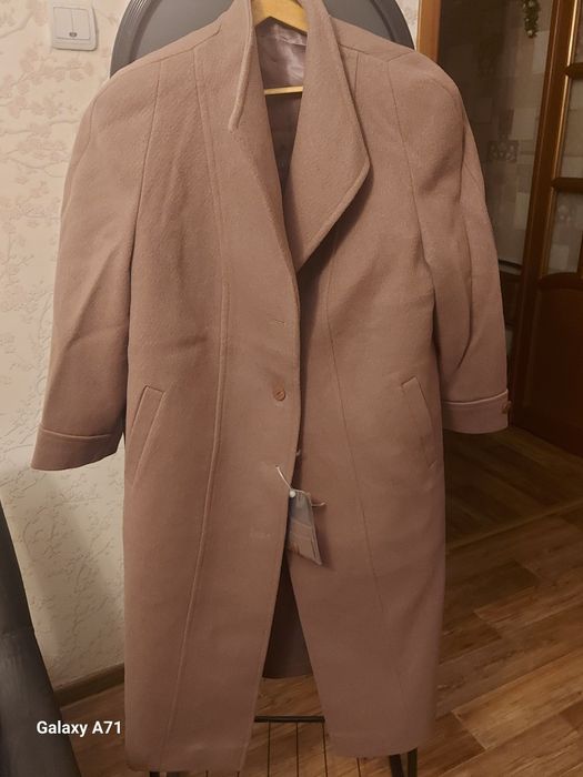 Пальто женское новое 54 размер