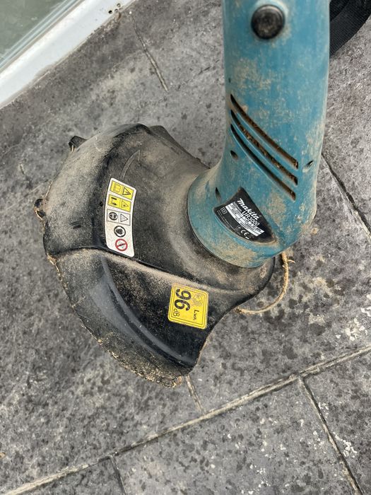 Motocoasa Electrica Makita UR 3000