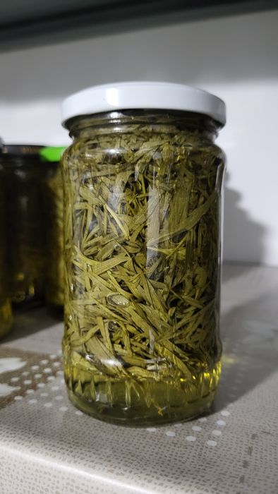 Vand tarhon în oțet