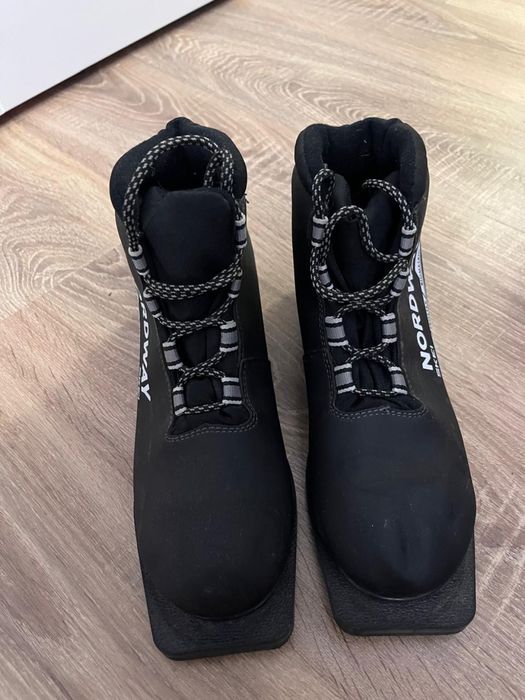 Лыжи с ботинками