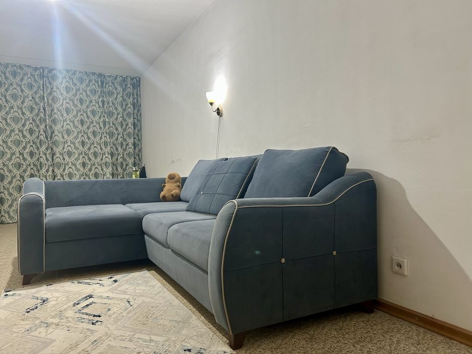 диван угловой • диван