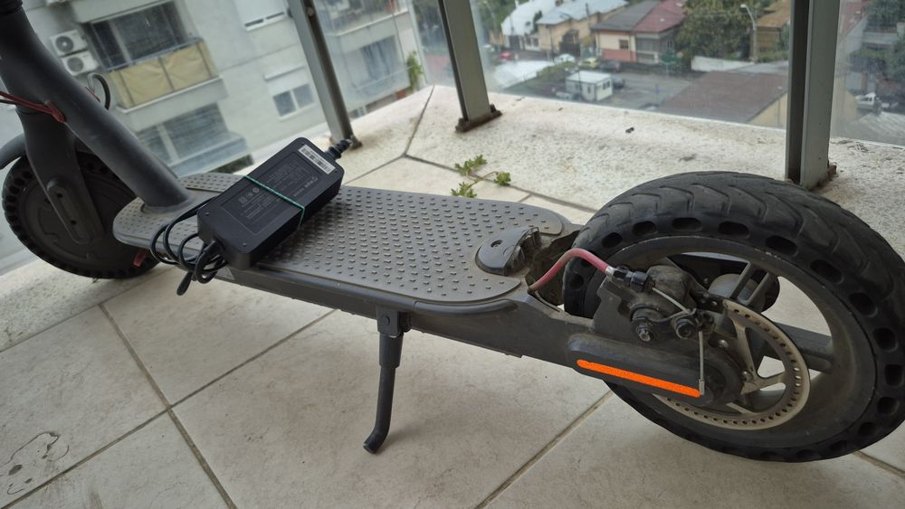 Trotineta Electrica Xiaomi M365 originala si functionala