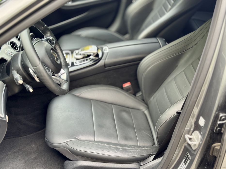 Mercedes E220d AMG LINE