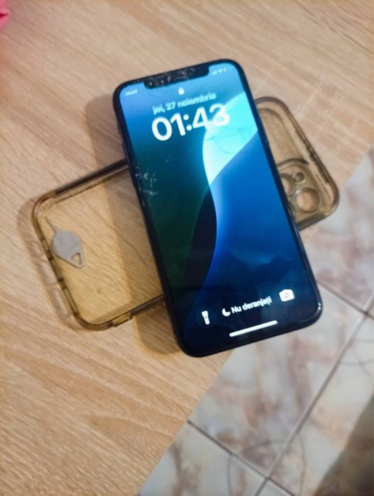 Telefonul este bun vreau să fac un schimb tot cu telefon bun