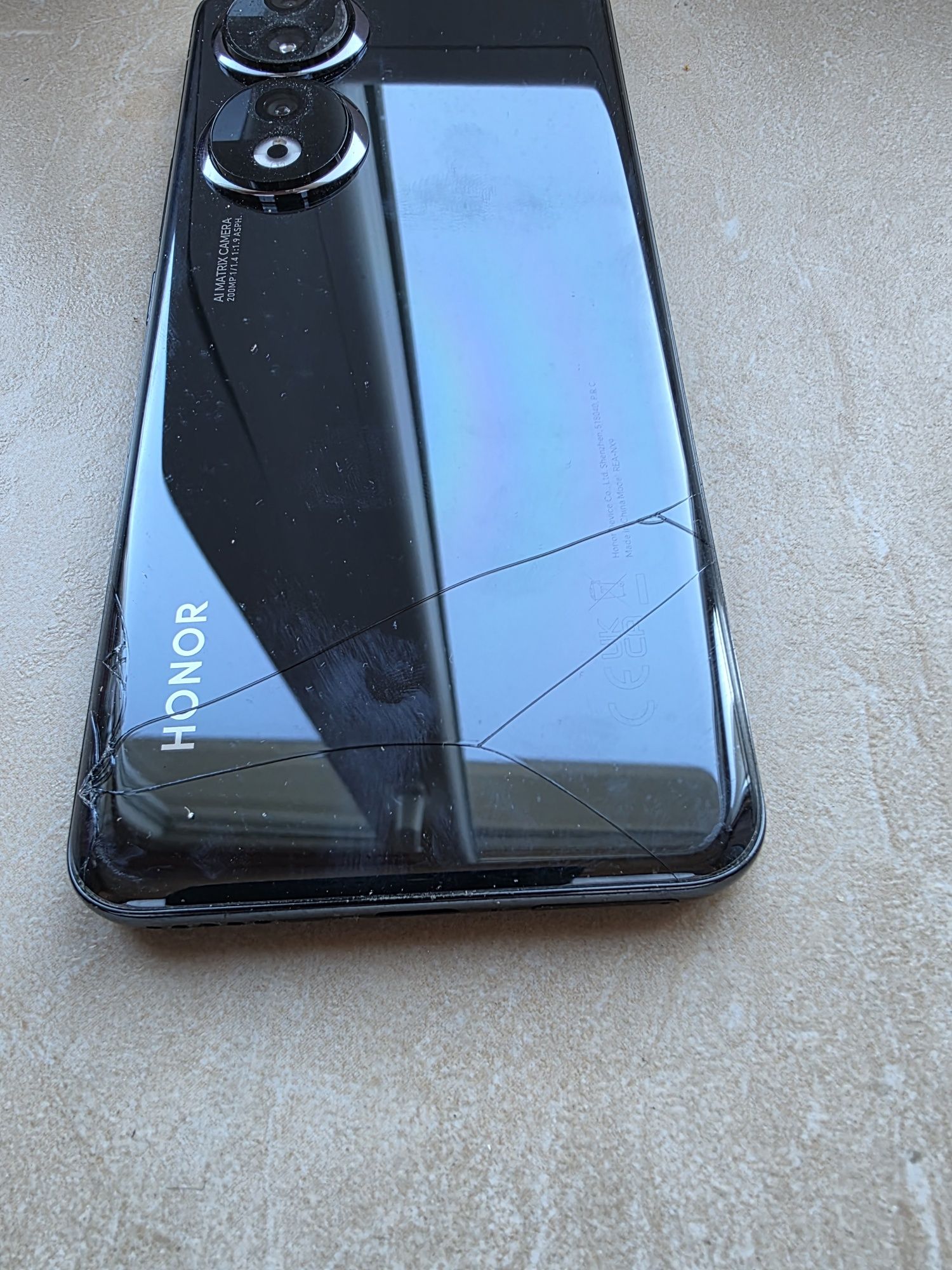 Honor 90 в гаранция до 09.03.2026г