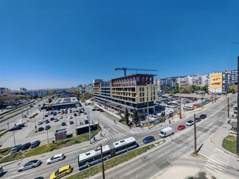 Продава се Двустаен апартамент в Варна, Младост 2 - 53 кв.м за 2284 €/кв.м - Снимка #3