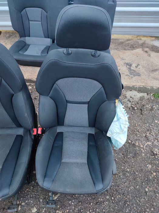 Салон за Audi A1 8x Ауди А1 рекаро кожа с плат N407