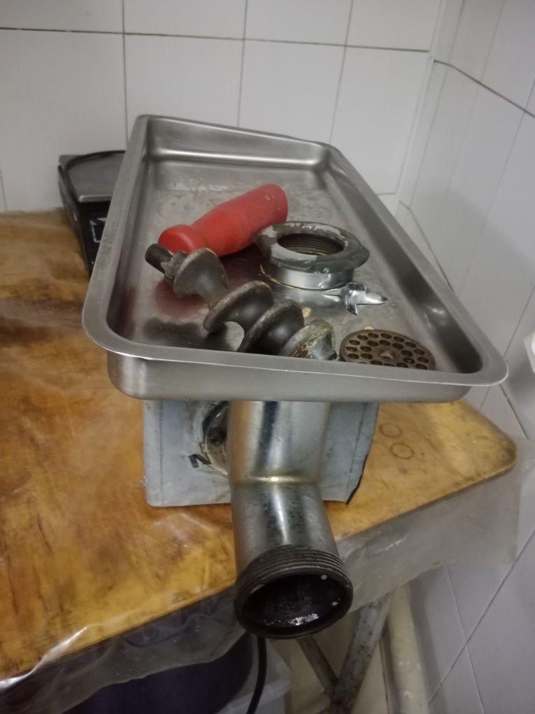 Мясорубка  хорошая