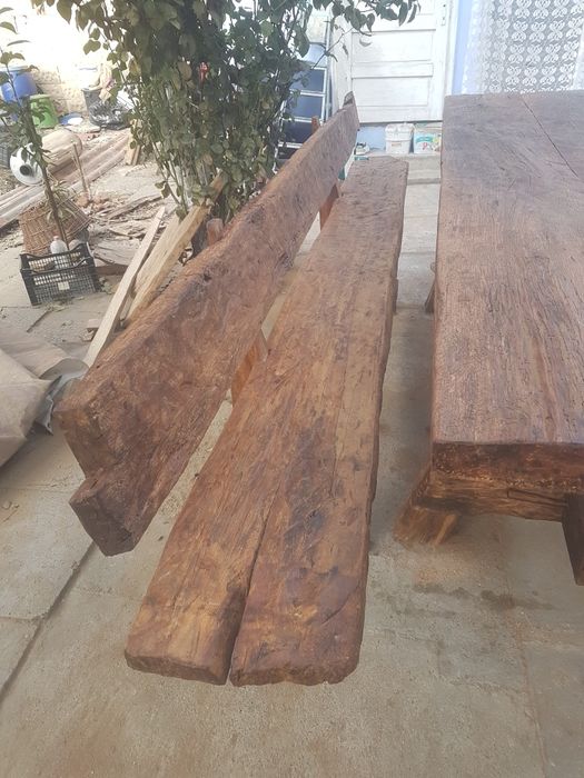 Masa de stejar si 2 banci de stejar